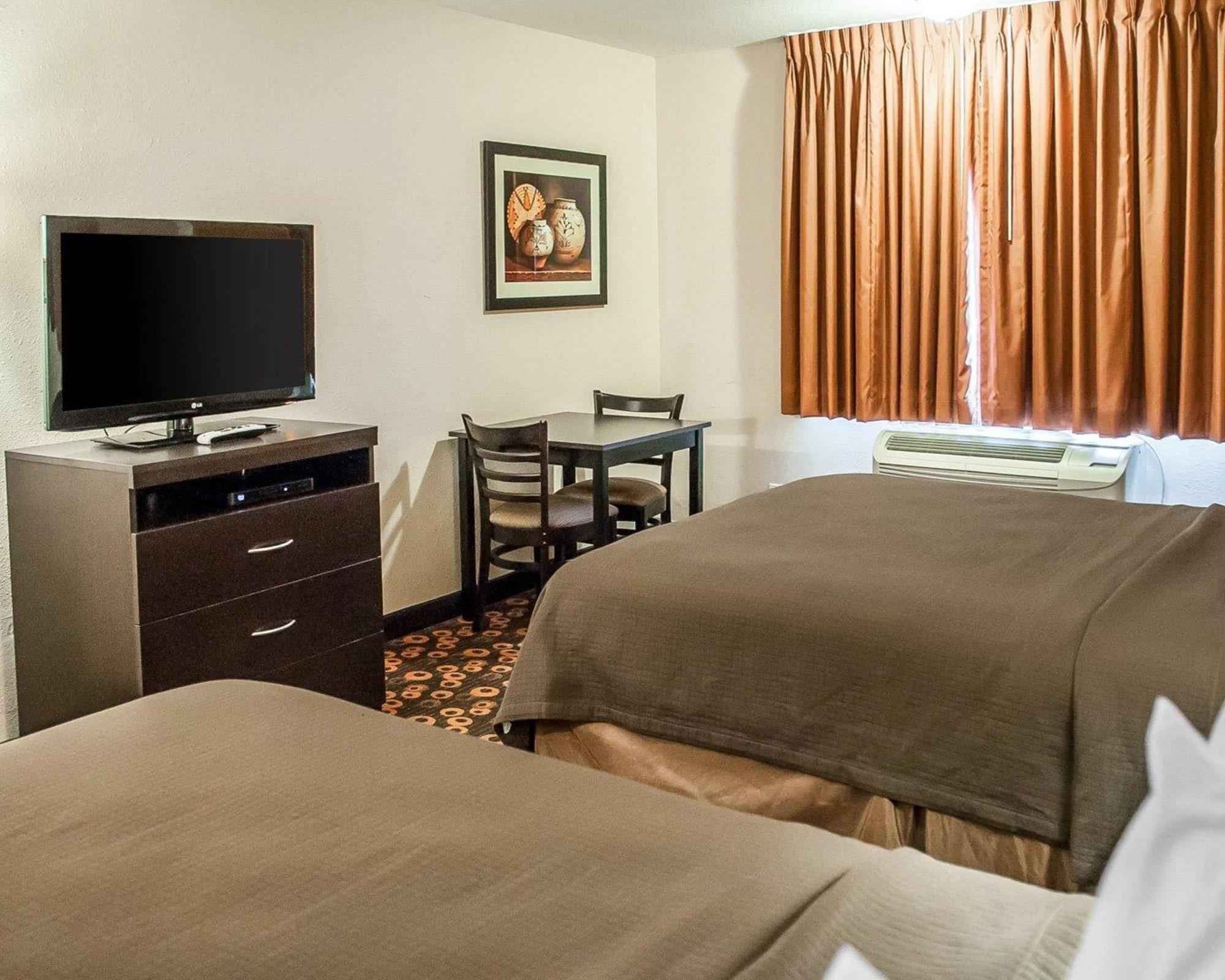 Econo Lodge Inn & Suites Santa Fe Eksteriør billede