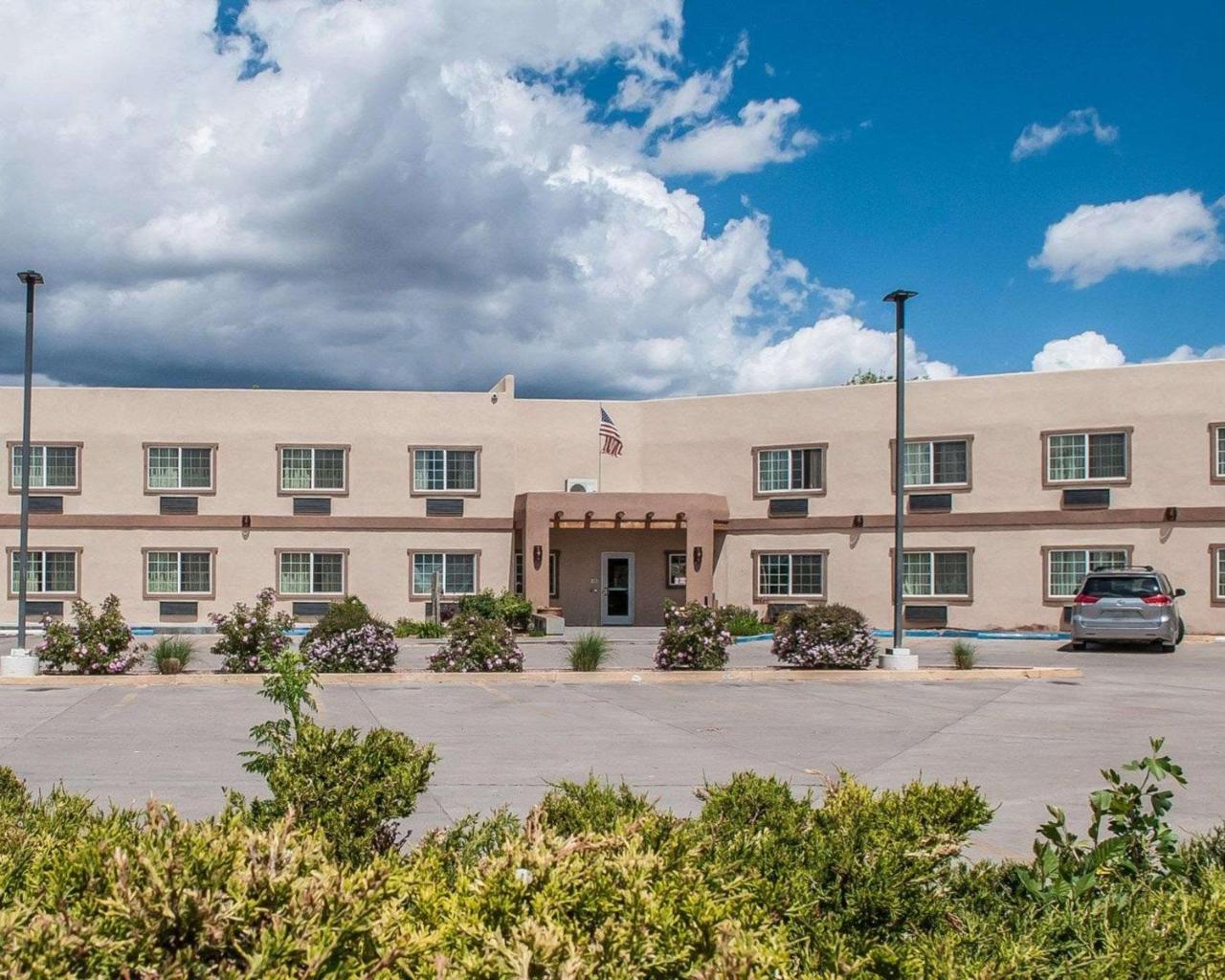 Econo Lodge Inn & Suites Santa Fe Eksteriør billede
