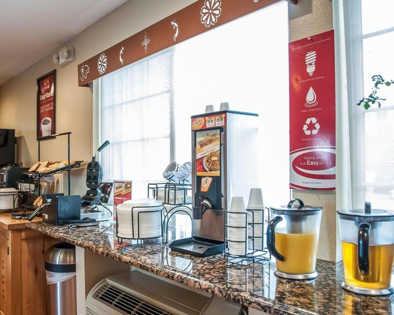 Econo Lodge Inn & Suites Santa Fe Eksteriør billede